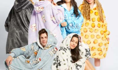 Free Wearable Blankets from Oodie