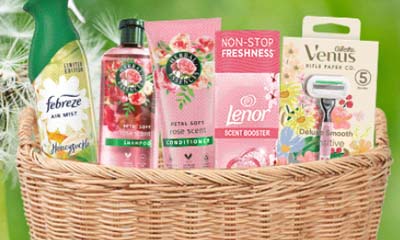 Free Venus Razor and Herbal Essences Bundle